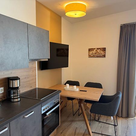Lungau Living Appartements - Penthouse 圣迈克尔隆高 外观 照片