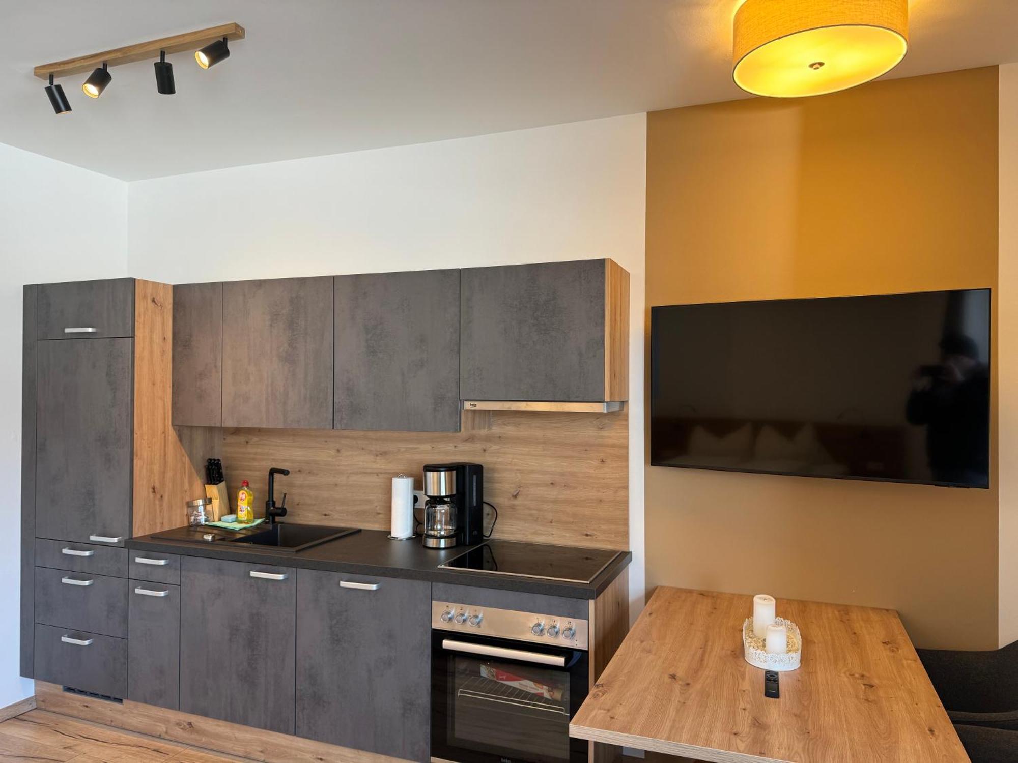 Lungau Living Appartements - Penthouse 圣迈克尔隆高 外观 照片
